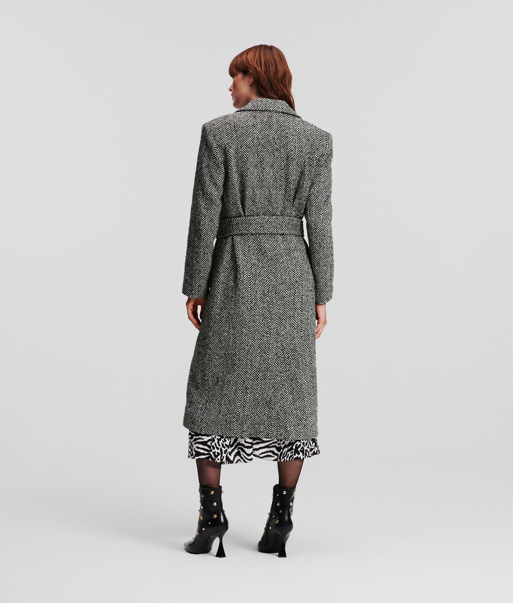 (image for) Long-Lasting HERRINGBONE TAILORED COAT